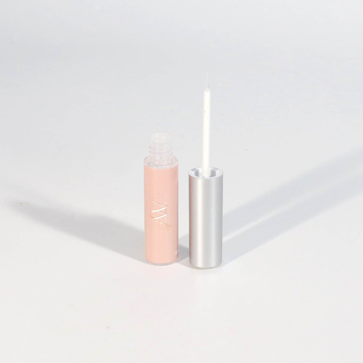 Lifting Adhesive